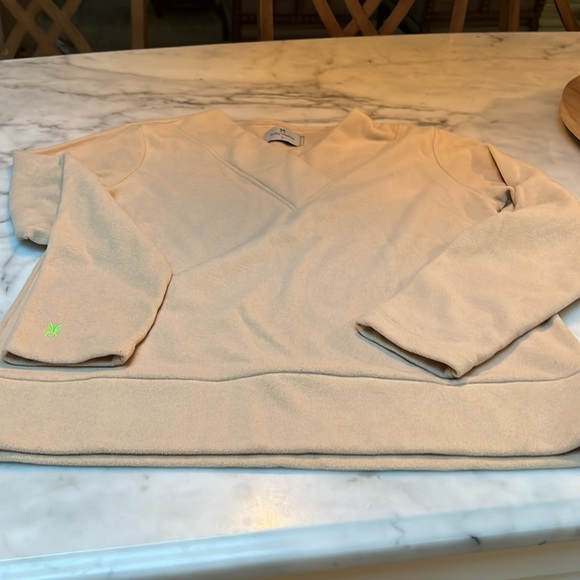 EUC Dudley Stephen’s Valley V Neck in Terry - Picture 7 of 8